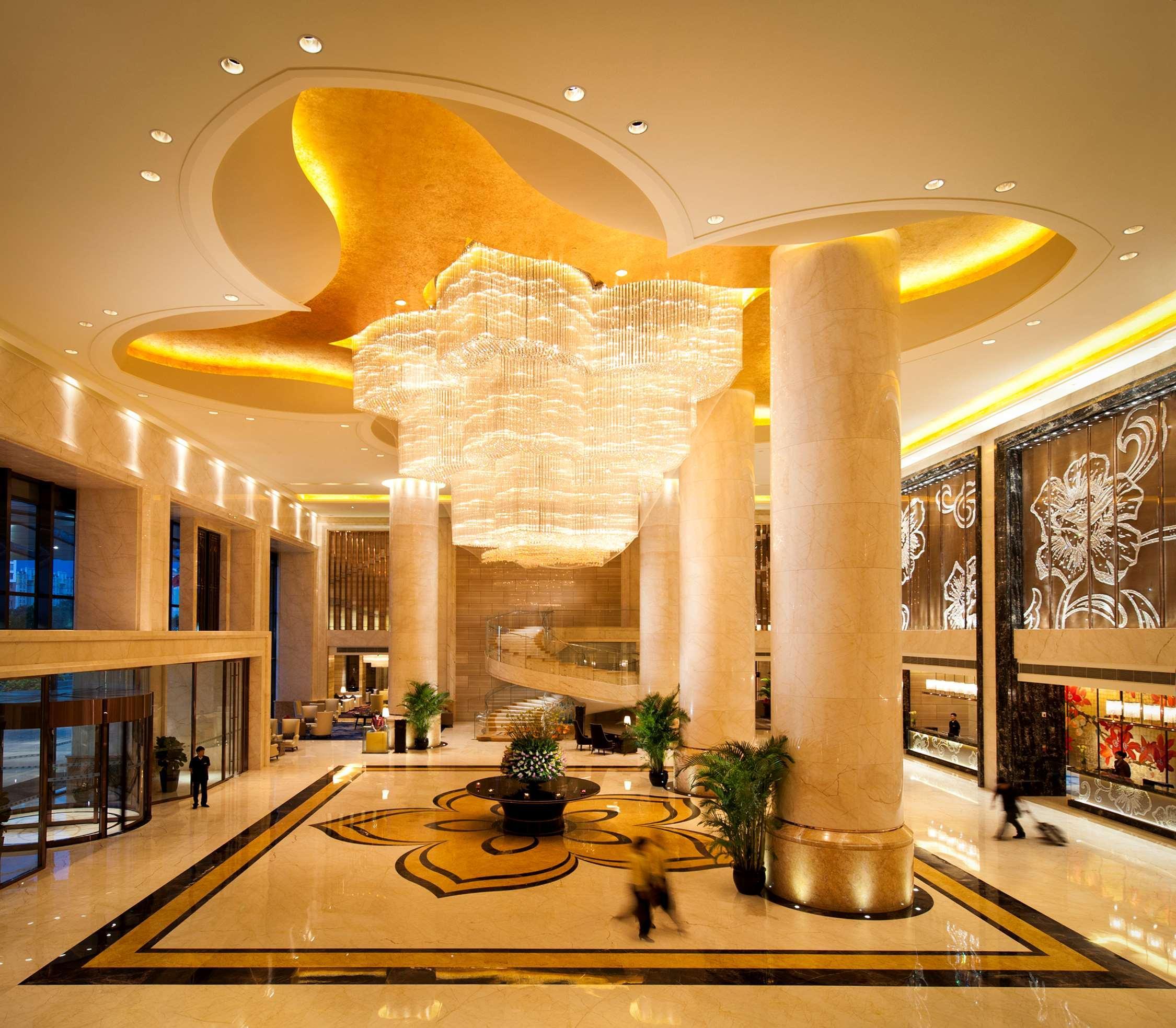 Hilton Guangzhou Baiyun - Free Shuttle For Canton Fair Period, Close To Luhu Golf Club & Leather Market Interior photo