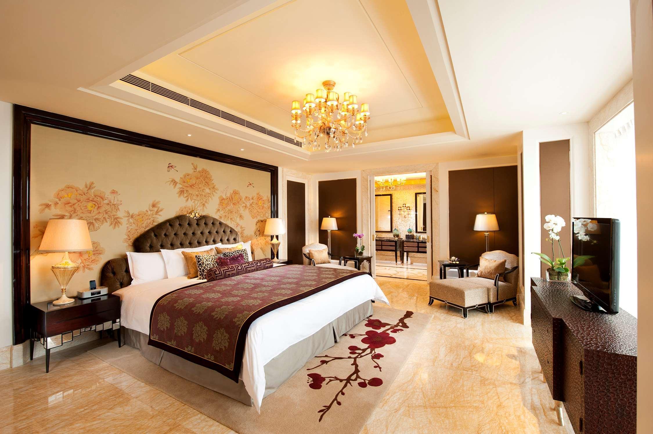Hilton Guangzhou Baiyun - Free Shuttle For Canton Fair Period, Close To Luhu Golf Club & Leather Market Room photo